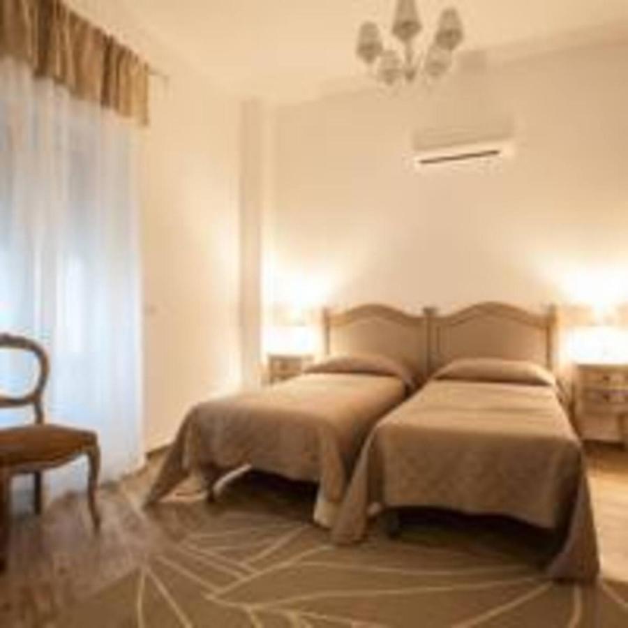 City Garden Guest House 奧爾比亞 外观 照片