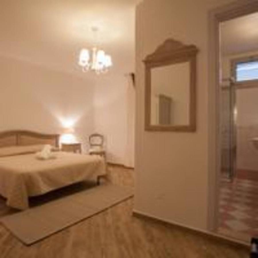 City Garden Guest House 奧爾比亞 外观 照片