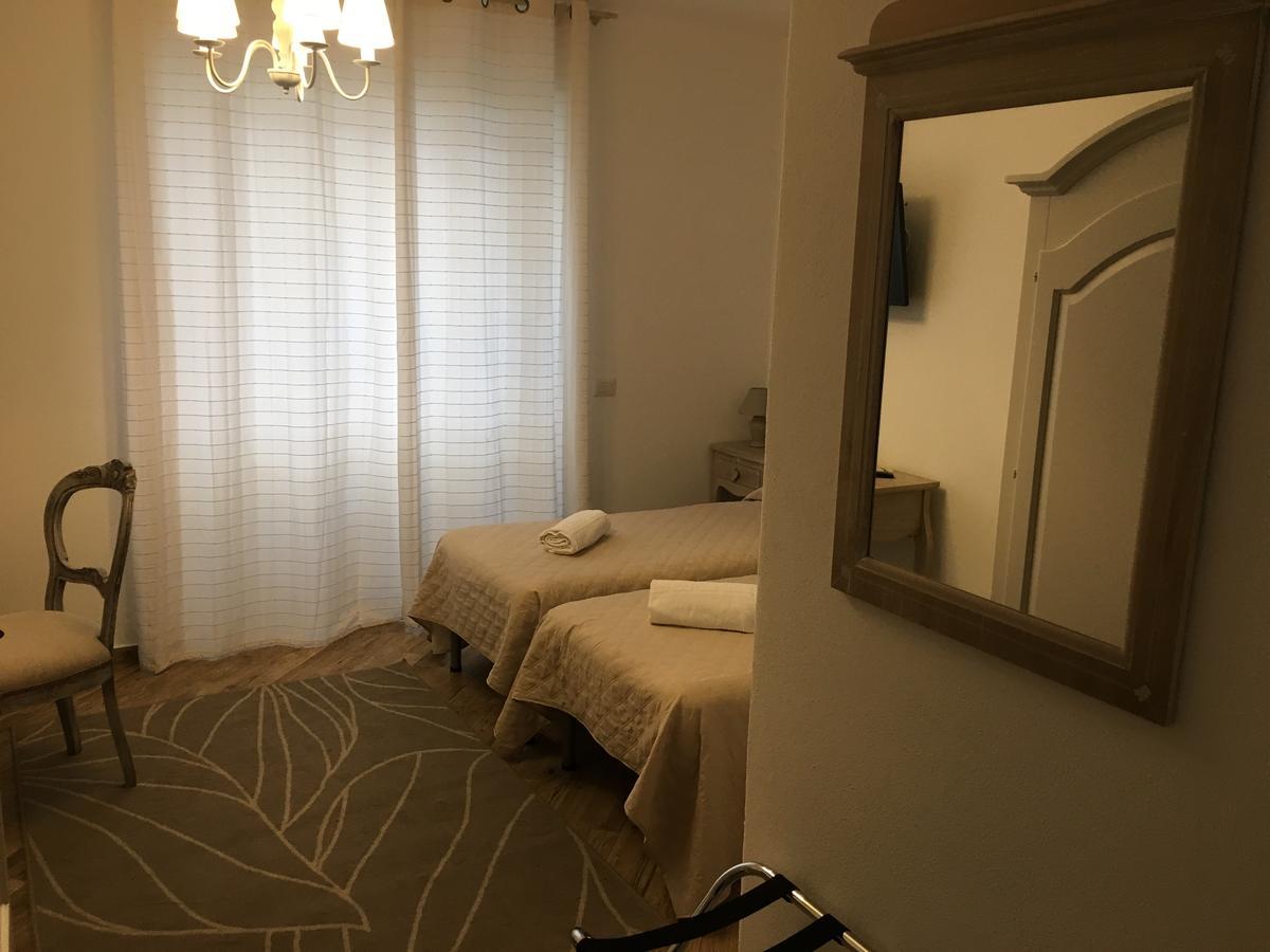 City Garden Guest House 奧爾比亞 外观 照片